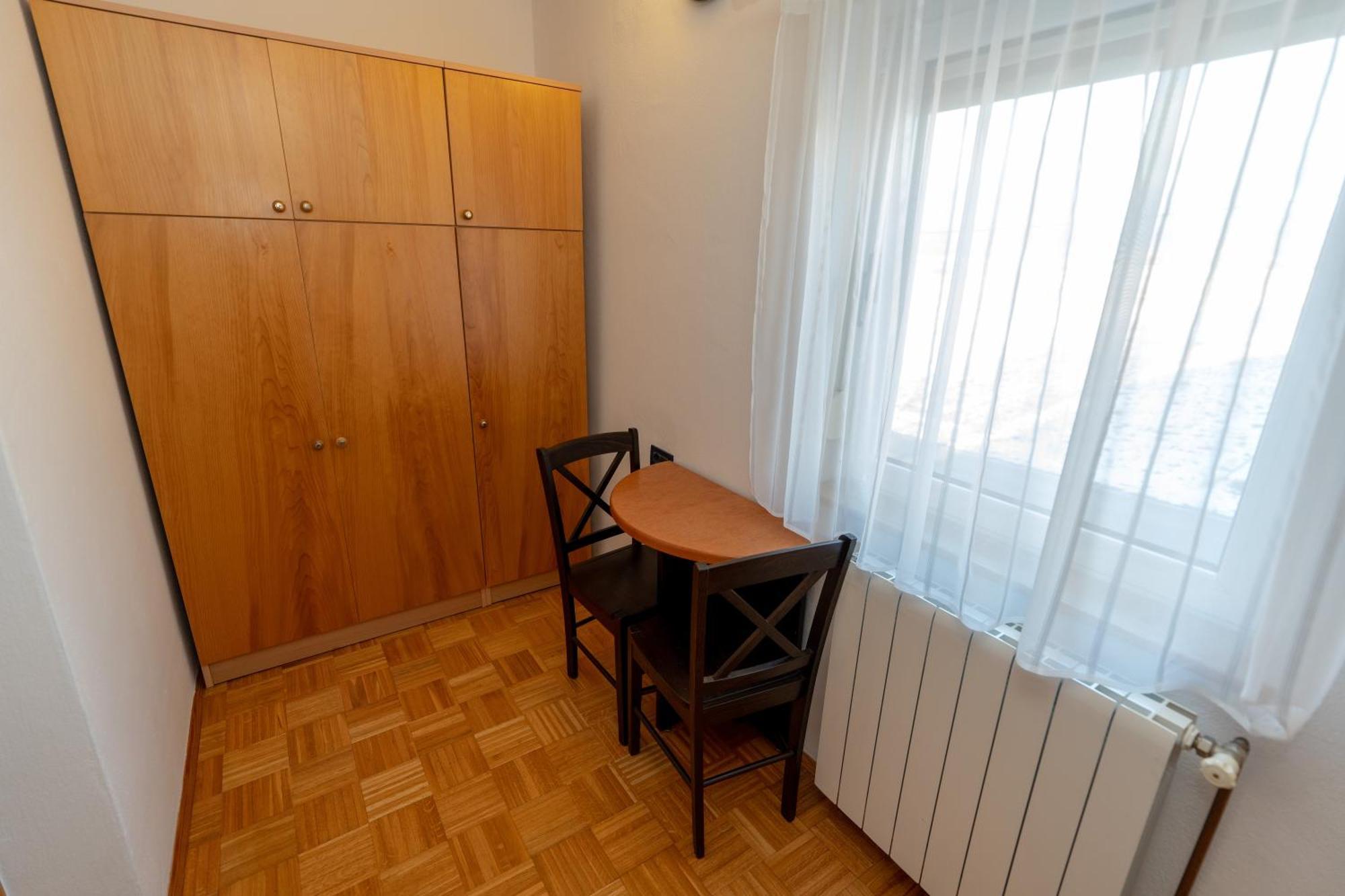 Apartman Miramare Оточац Екстер'єр фото