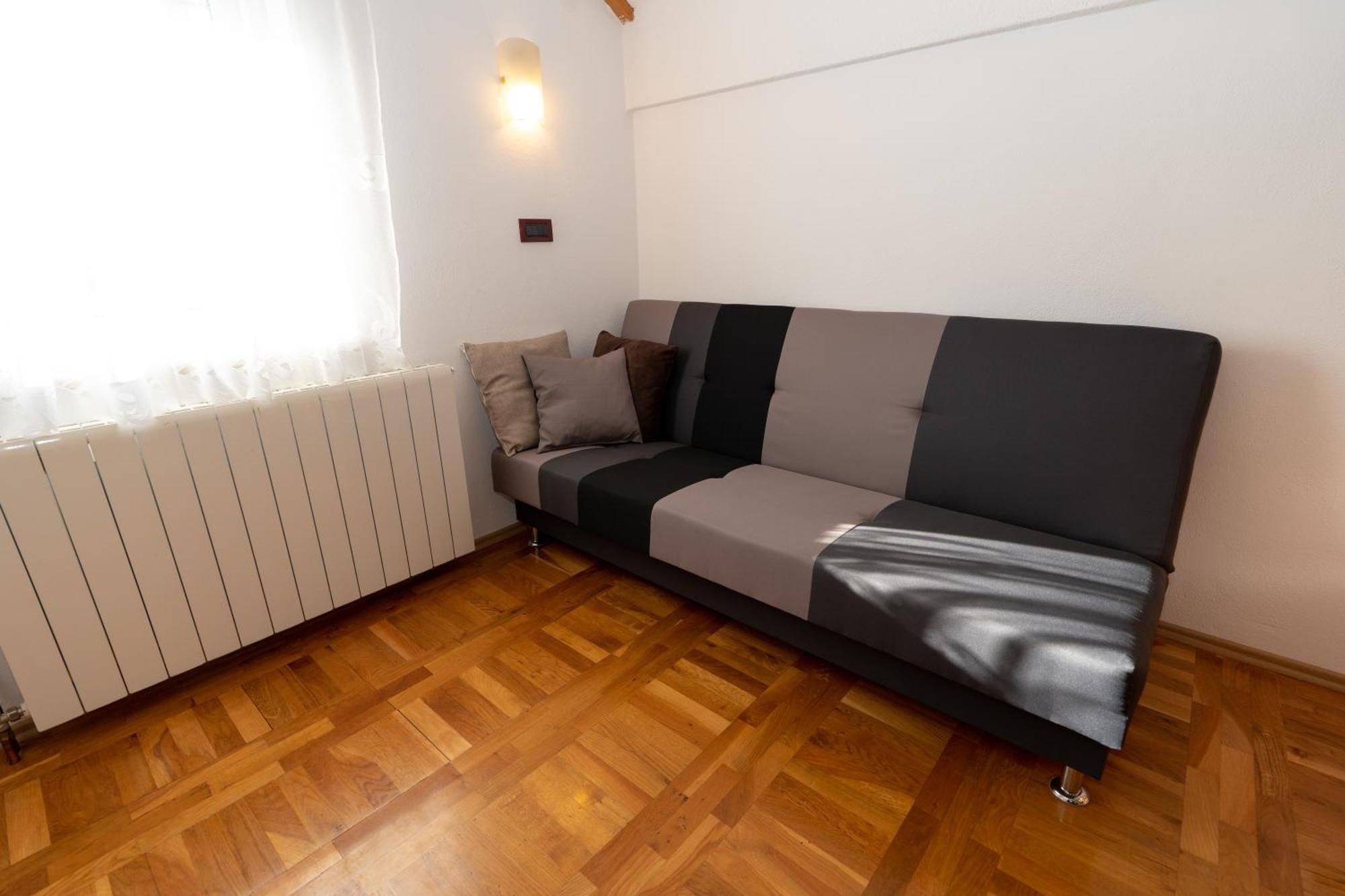 Apartman Miramare Оточац Екстер'єр фото