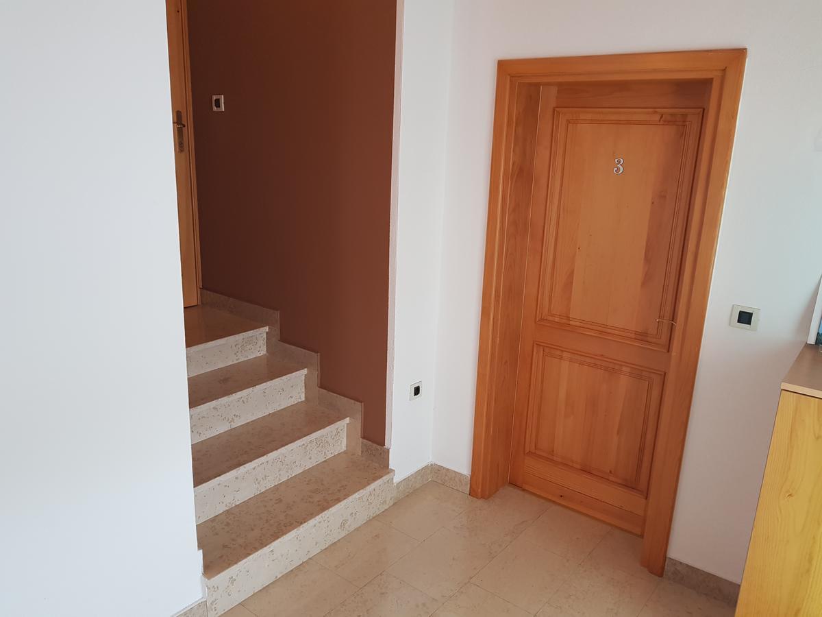 Apartman Miramare Оточац Екстер'єр фото