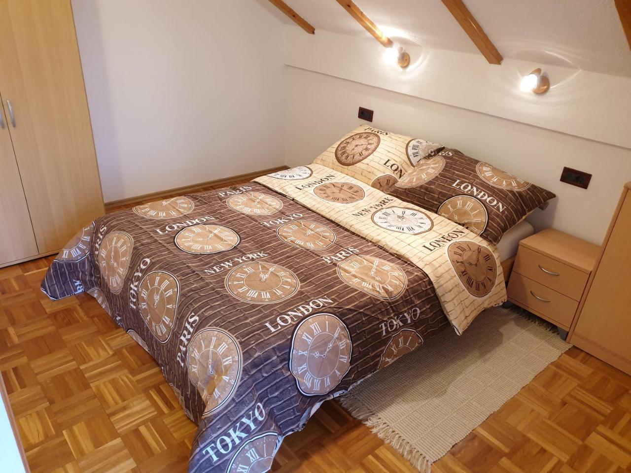 Apartman Miramare Оточац Екстер'єр фото